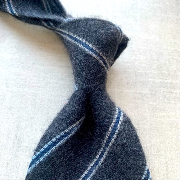 Krizia Uomo SOFT Cashmere Blend Striped Tie - Picture 6 of 6
